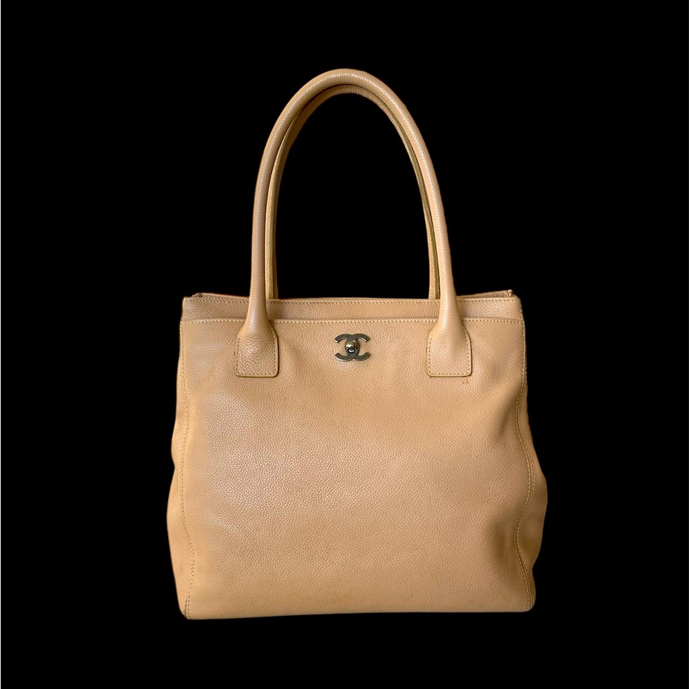 CHANEL Cerf Tote Beige